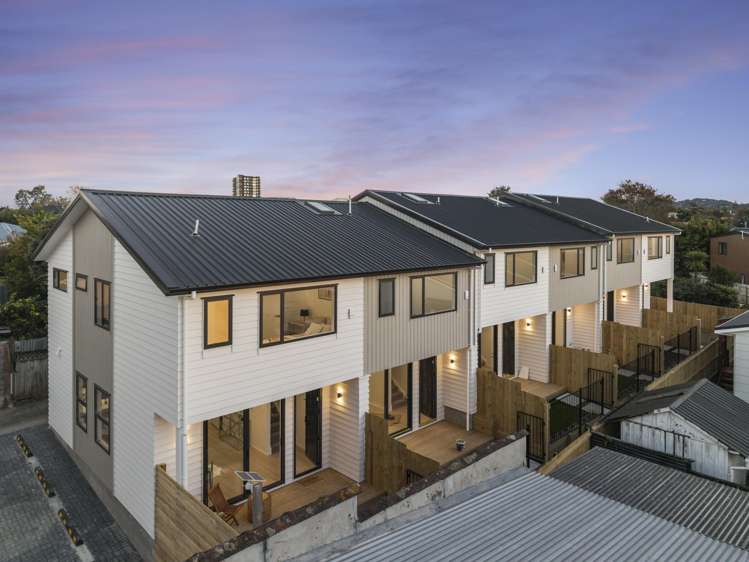 8/16 Binsted Road New Lynn_19