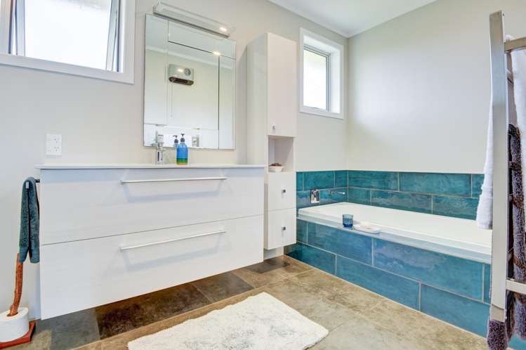 1038 State Highway 4 Upokongaro_10