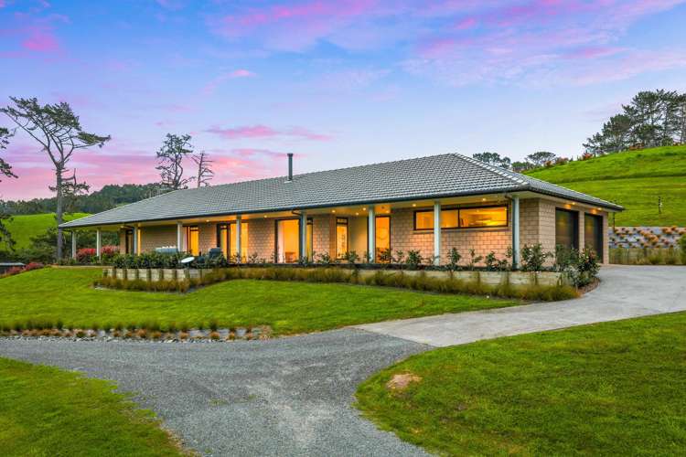 329 Hepburn Creek Road_1