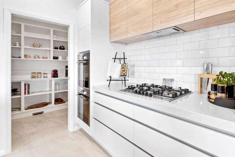 96 Arran Point Parade Orewa_10