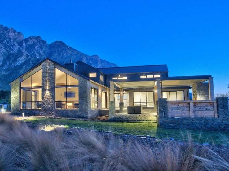 9 Bretby Court Jacks Point_18