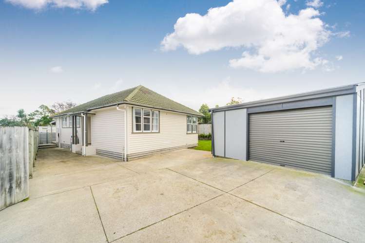 33b Clyde Crescent Roslyn_21