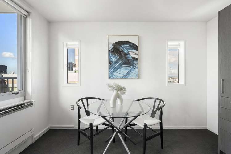 2405/74 Albert Street_3