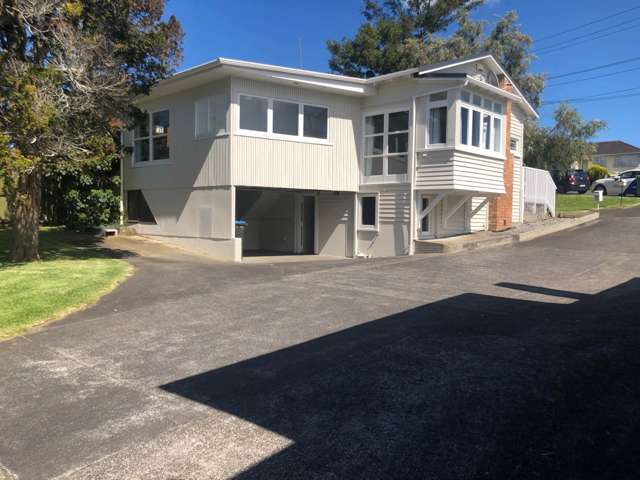 112 Melrose Road Hillsborough_1