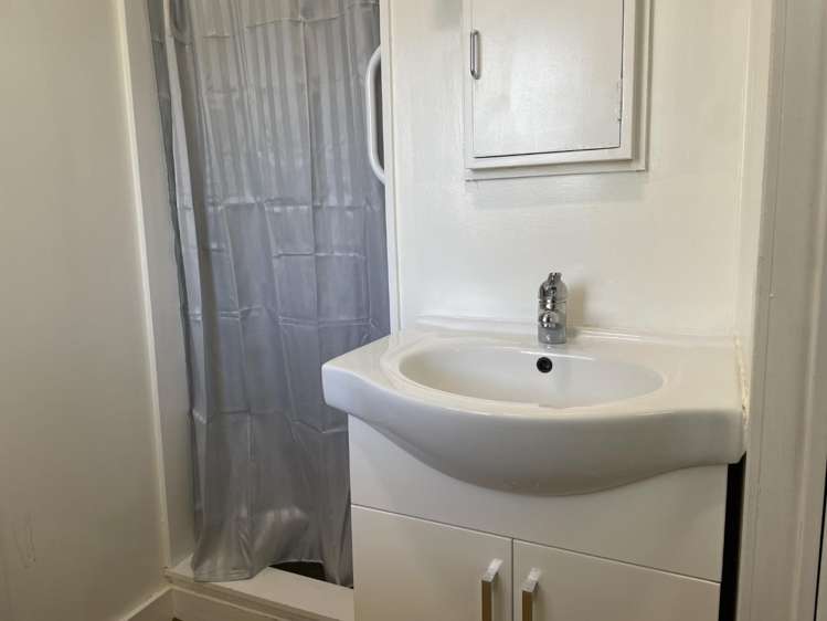 19/185-189 Naenae Road 1315_5