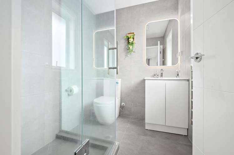 1/7 Tudor Crescent Chedworth_14