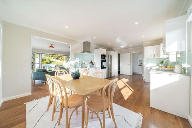 18 Yarrow Place Papakowhai_1