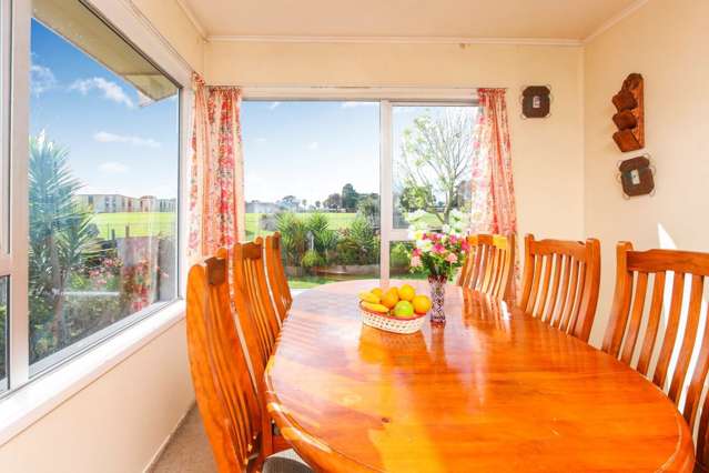 32 Wickman Way Mangere East_4