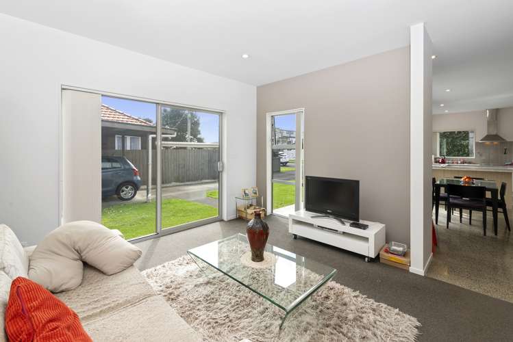 2b Peachgrove Road Te Atatu Peninsula_6