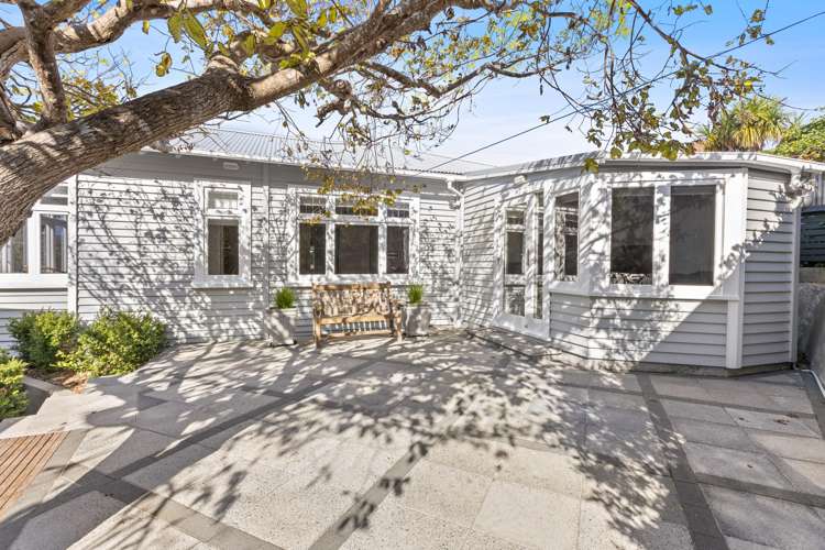 74 Inglis Street Seatoun_17