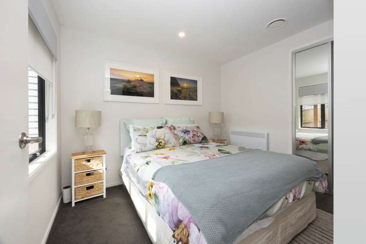 191e Golf Road Titirangi_12