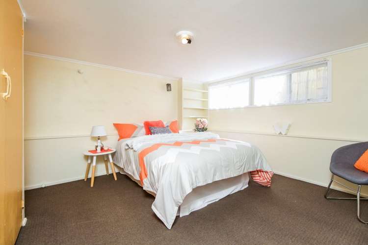 10 Sylvan Crescent Te Atatu South_11