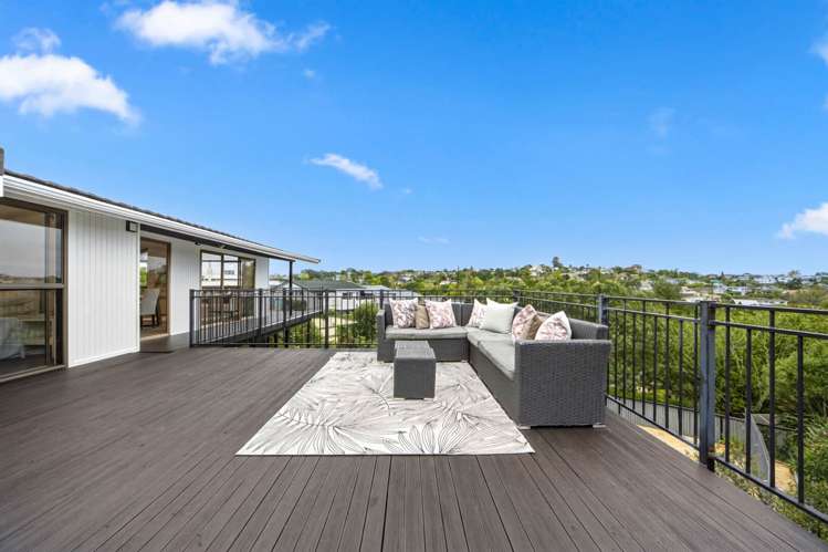 6 Chilton Place Mellons Bay_13