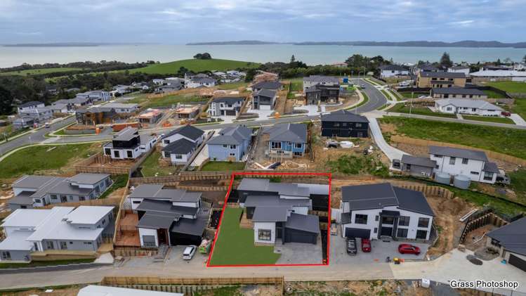 6 George Couldrey Lane Maraetai_3