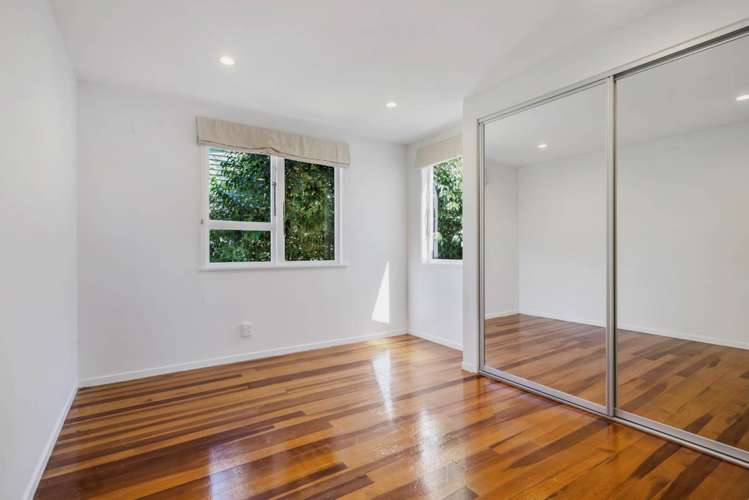 79 Taurus Crescent Beach Haven_7