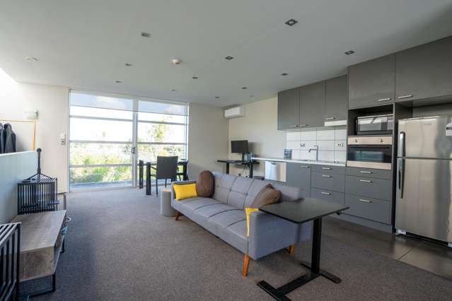 5/8a Settlers Crescent Ferrymead_2