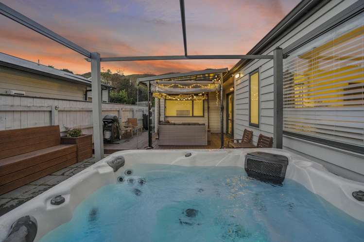 31 Fraser Colman Grove Wainuiomata_23