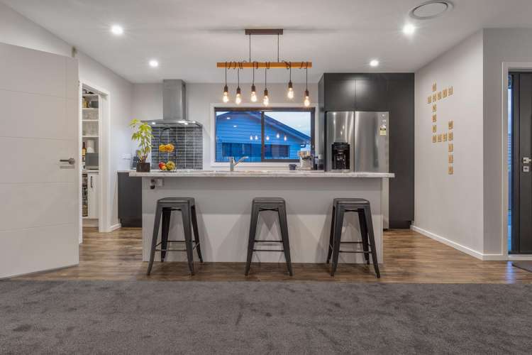 14 Schooner Drive Whitby_10