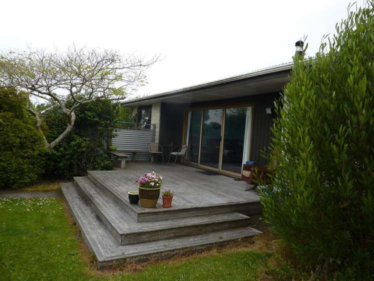 23 Ngahue Crescent Carters Beach_27