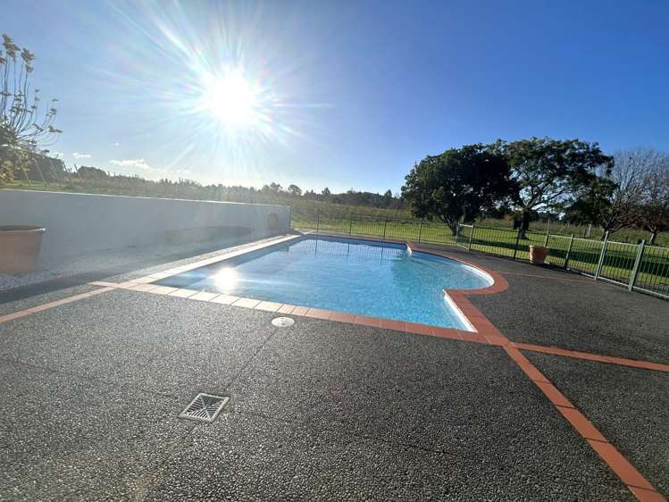 1133 Links Road, RD3 Waiohiki_14