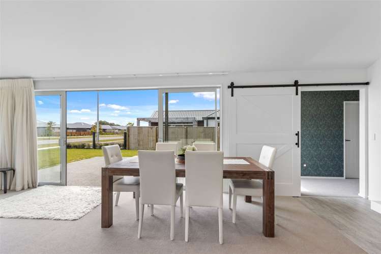 8 John Raven Lane Woodend_4