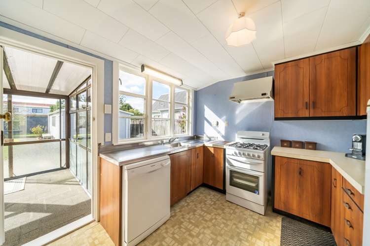 11 North Street Petone_6