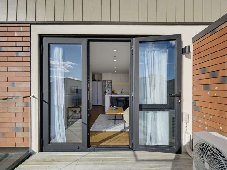 14 Te Puketoka Lane Mangere_5