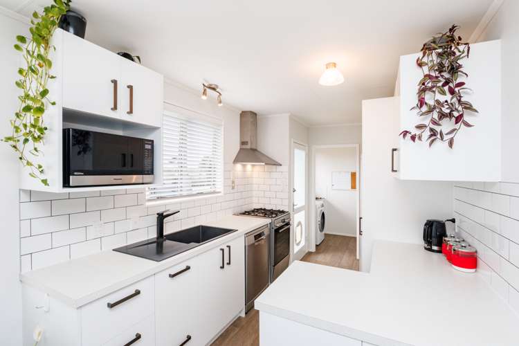 51 Dewe Avenue Feilding_9