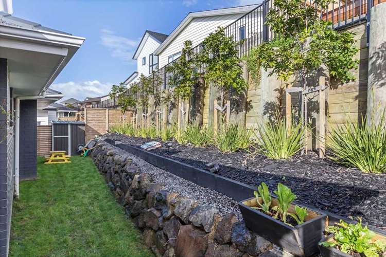 5 Resolution Drive Gulf Harbour_22