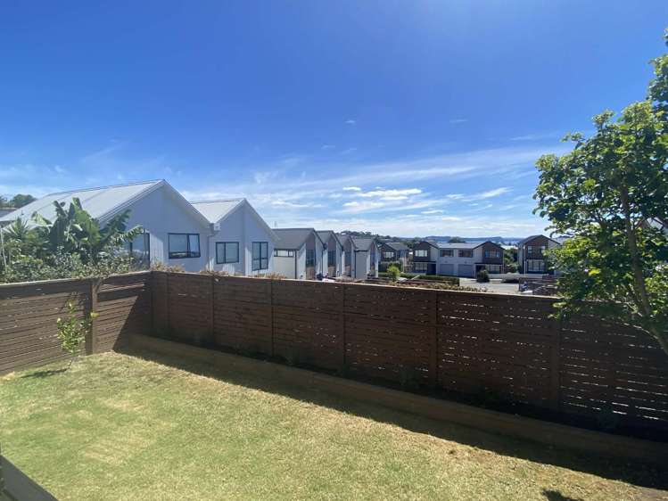 15 Seafarer Crescent Stanmore Bay_16