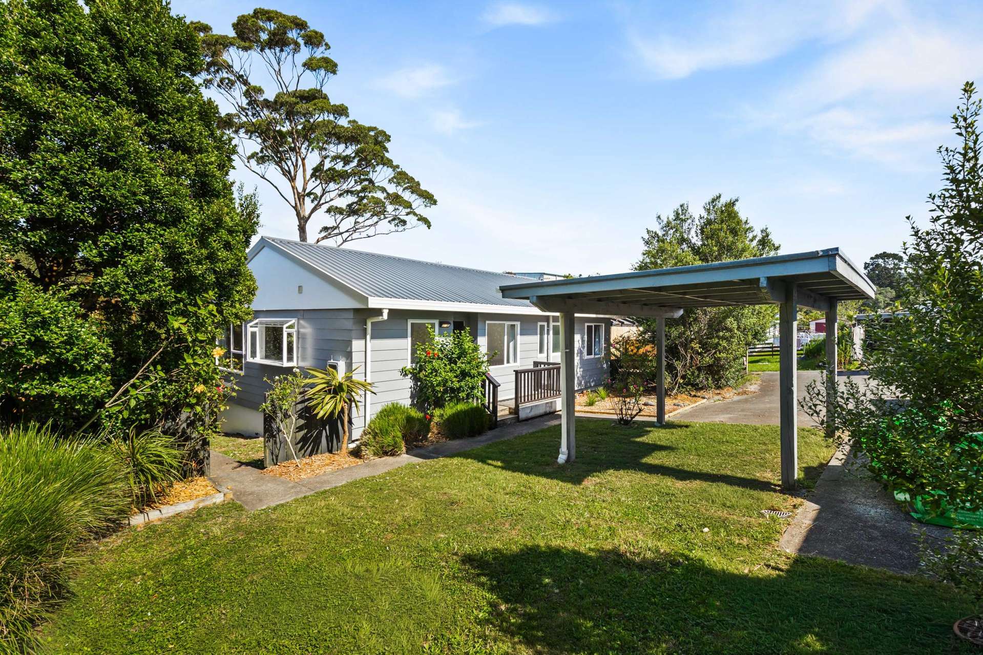 41 Meadowvale Rise Titirangi_0