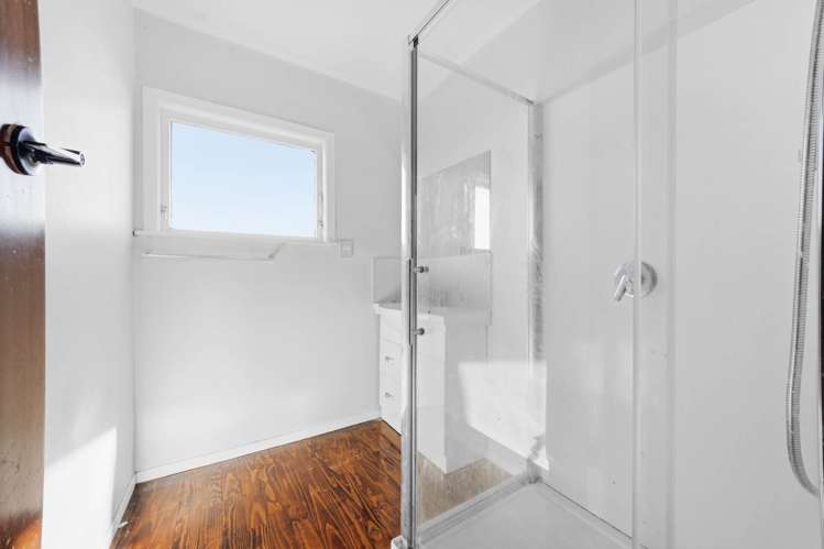 24 President Avenue Papakura_11