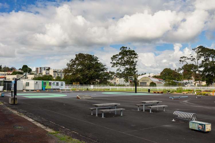 201/26A Racecourse Parade Avondale_34