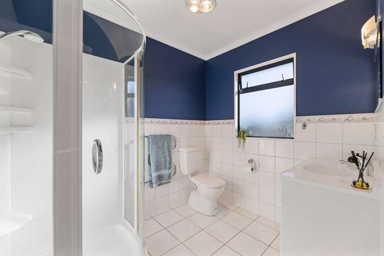 27 Kinder Street Acacia Bay_24