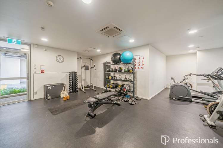 1215/74 Taranaki Street Te Aro_21