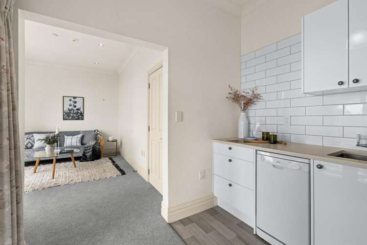 201 Marine Parade Napier South_5