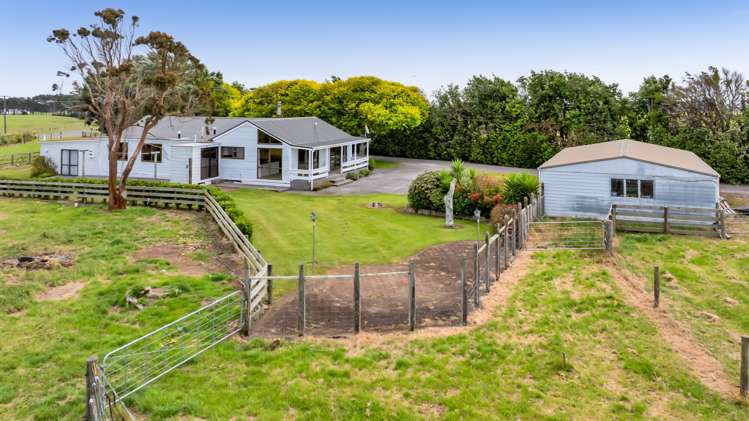 369 Patiki Road Pihama_9