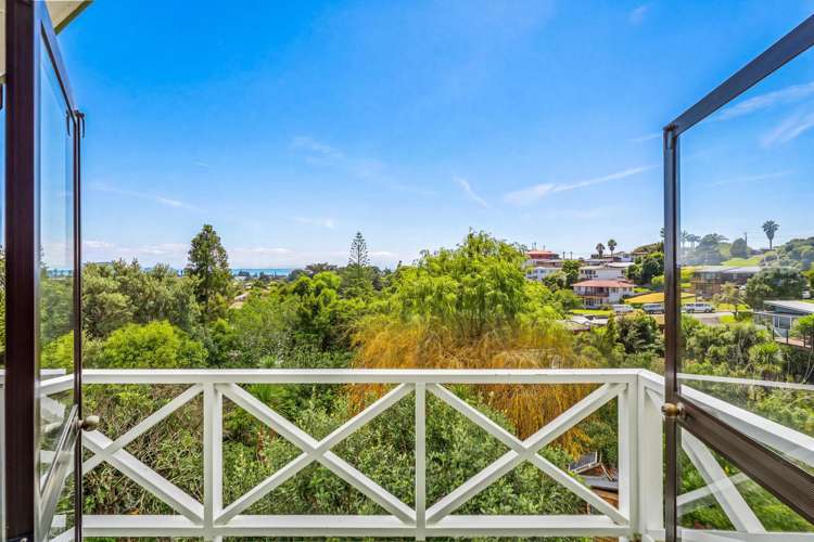11 Moffat Road Red Beach_12
