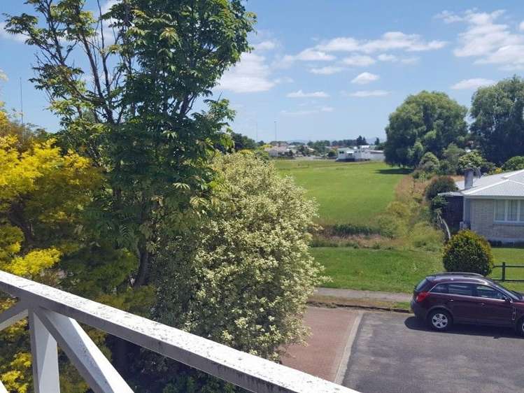 10 Neil Street Paeroa_11