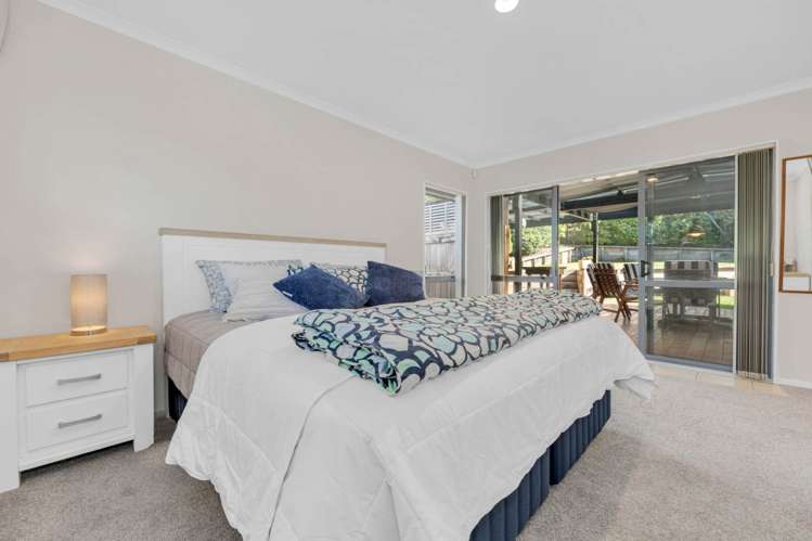 35 Stewart Gibson Place Manurewa_15