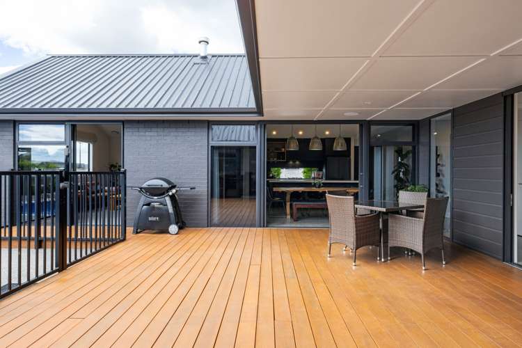 14 Artistic Avenue Leamington_16