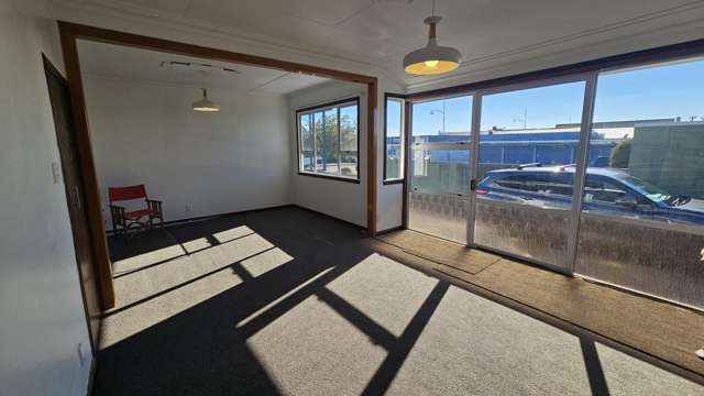 65 Tukapa Street Westown_2