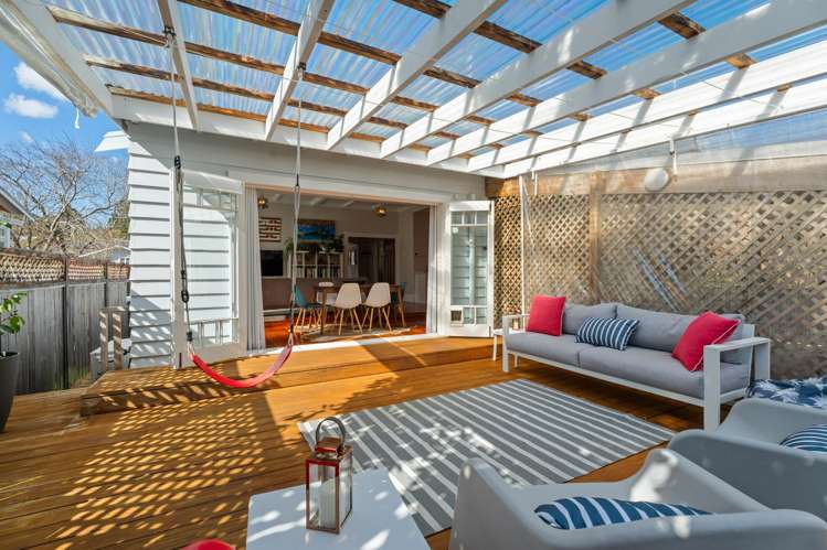 8 Epworth Avenue Royal Oak_8