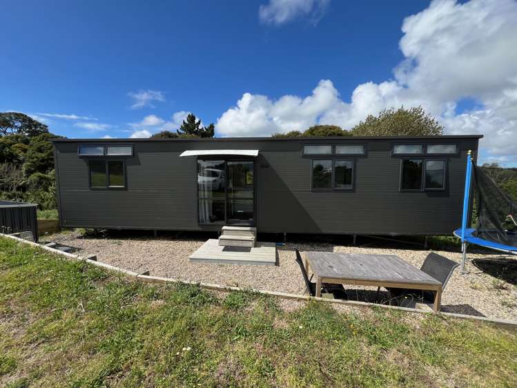 10 Te Toki Way Raglan_15