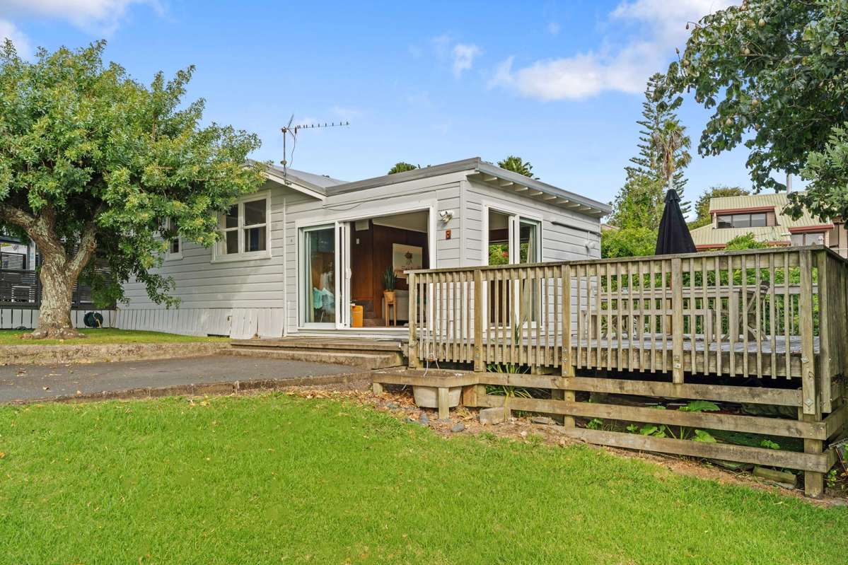 8/142 Stanmore Bay Road_1