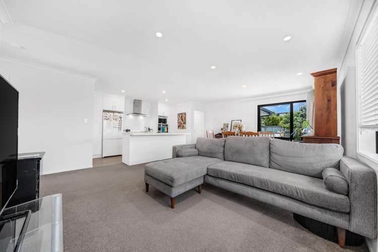 28 Regis Park Drive Pukekohe_10