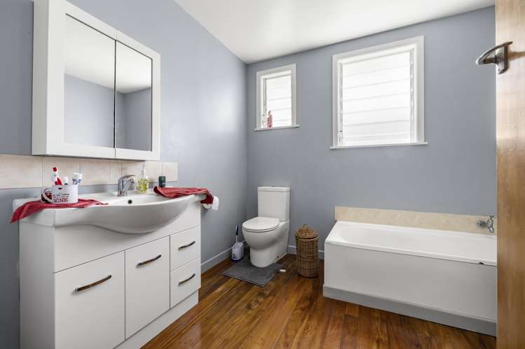 46 Russell Road Huntly_14