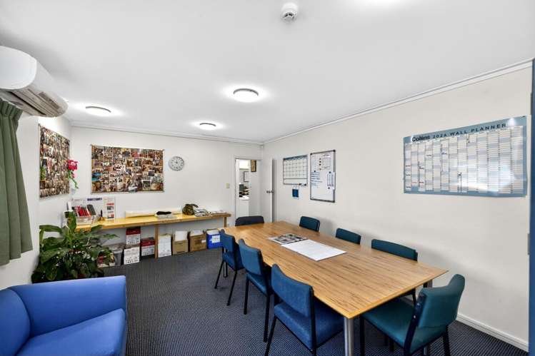 17 East Street Papakura_8