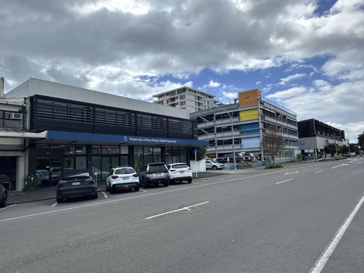 87 First Avenue Avenues_4