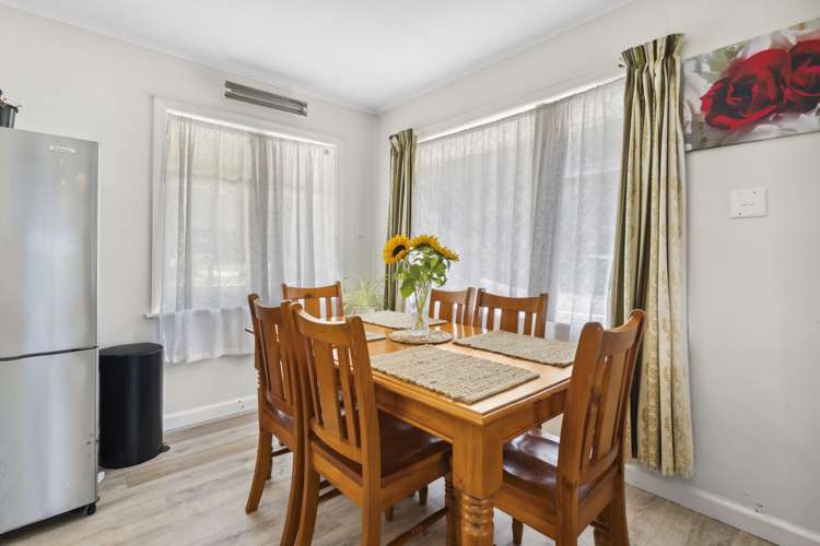 59 Lees Grove Wainuiomata_2